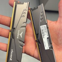 DDR4 Ram T-Force two 8GBs