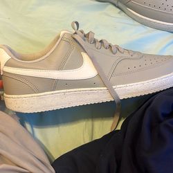 10.5 Nike Court Vision 