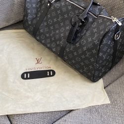 Black Duffle Bag 