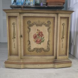 1975 Magnovox Venetian Style Media Console aka Console 6460 