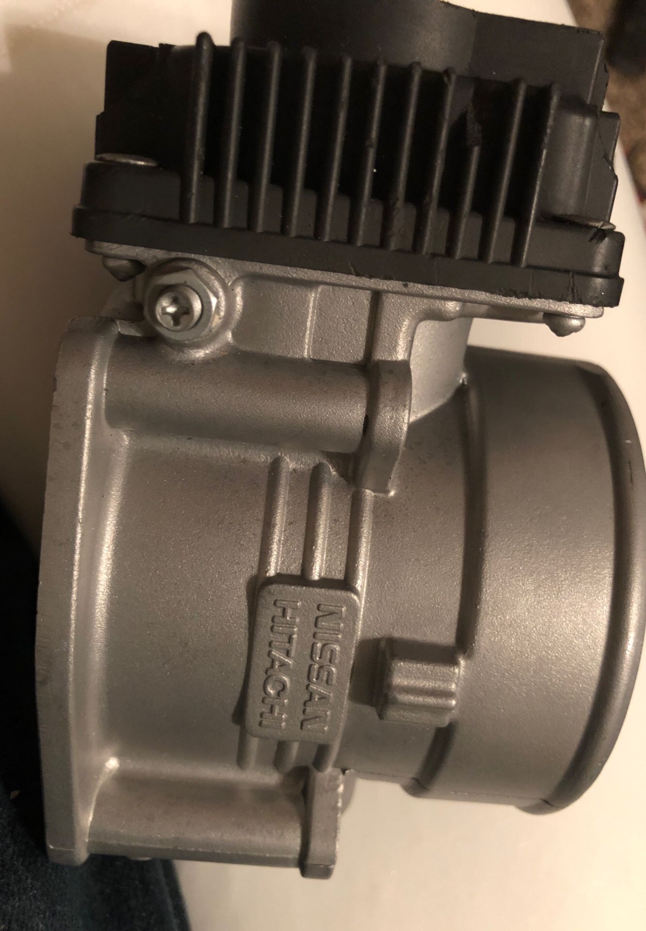 Nissan Maxima Hitachi Throttle Body SAE PBT-GF30 SERA 576-01