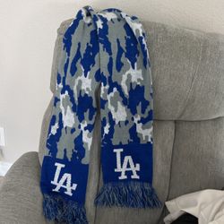 Dodger Scarf 