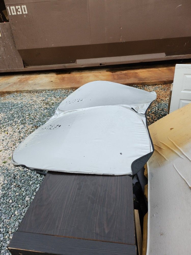 Collapsible Car Visor Used