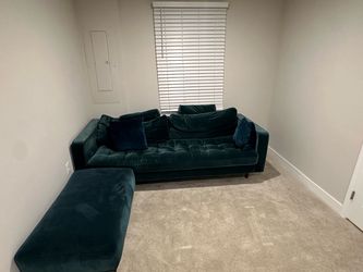 Sectional couch