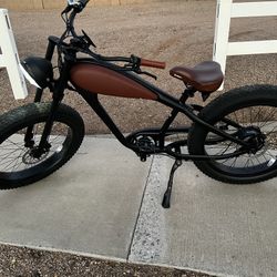 New! Revi Cheetah Fat Tire Roadster E-bike Cruiser
