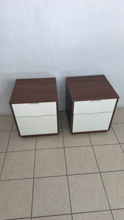 2 bedroom nightstands