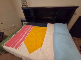 Kids bed with mattres and bookcase
