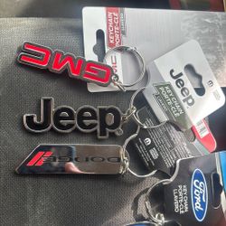 Jeep - Dodge -gmc Keychains And A Miss N