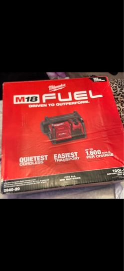 M18 FUEL 2 Gallon Compact Quiet Compressor