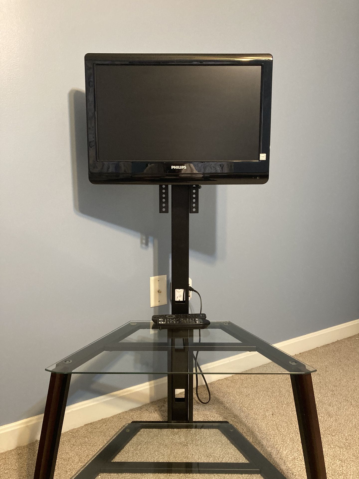 Philips 22” TV With Stand