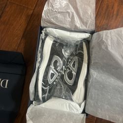 Dior B30 Size 10 