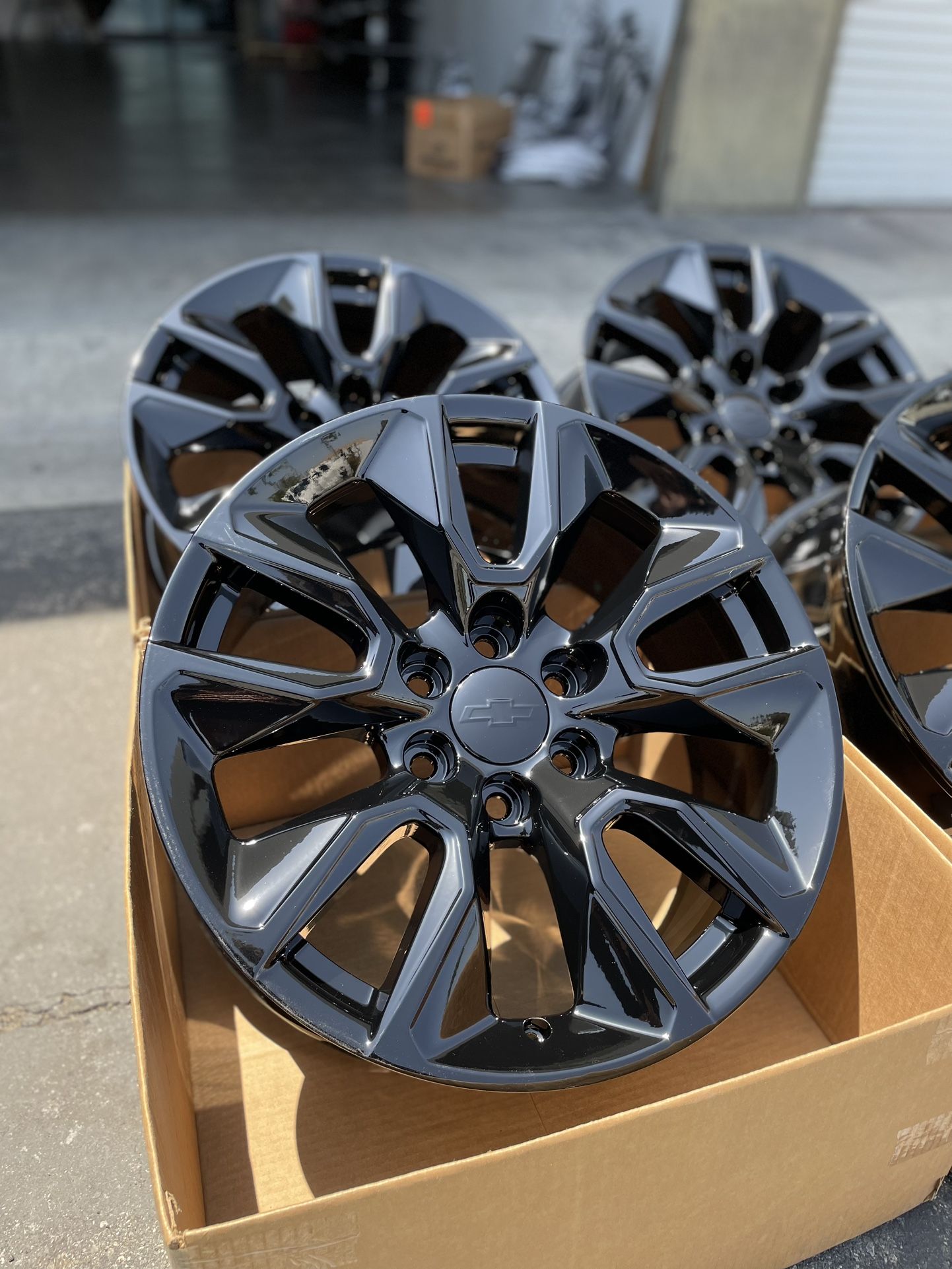 20” Chevy Silverado Tahoe OEM Wheels Gloss Black POWDER COAT EXCHANGE