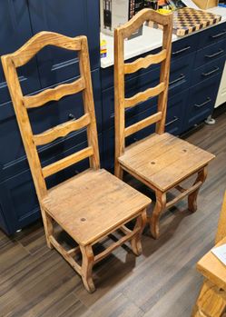 2 Rustic wooden chairs (pair)