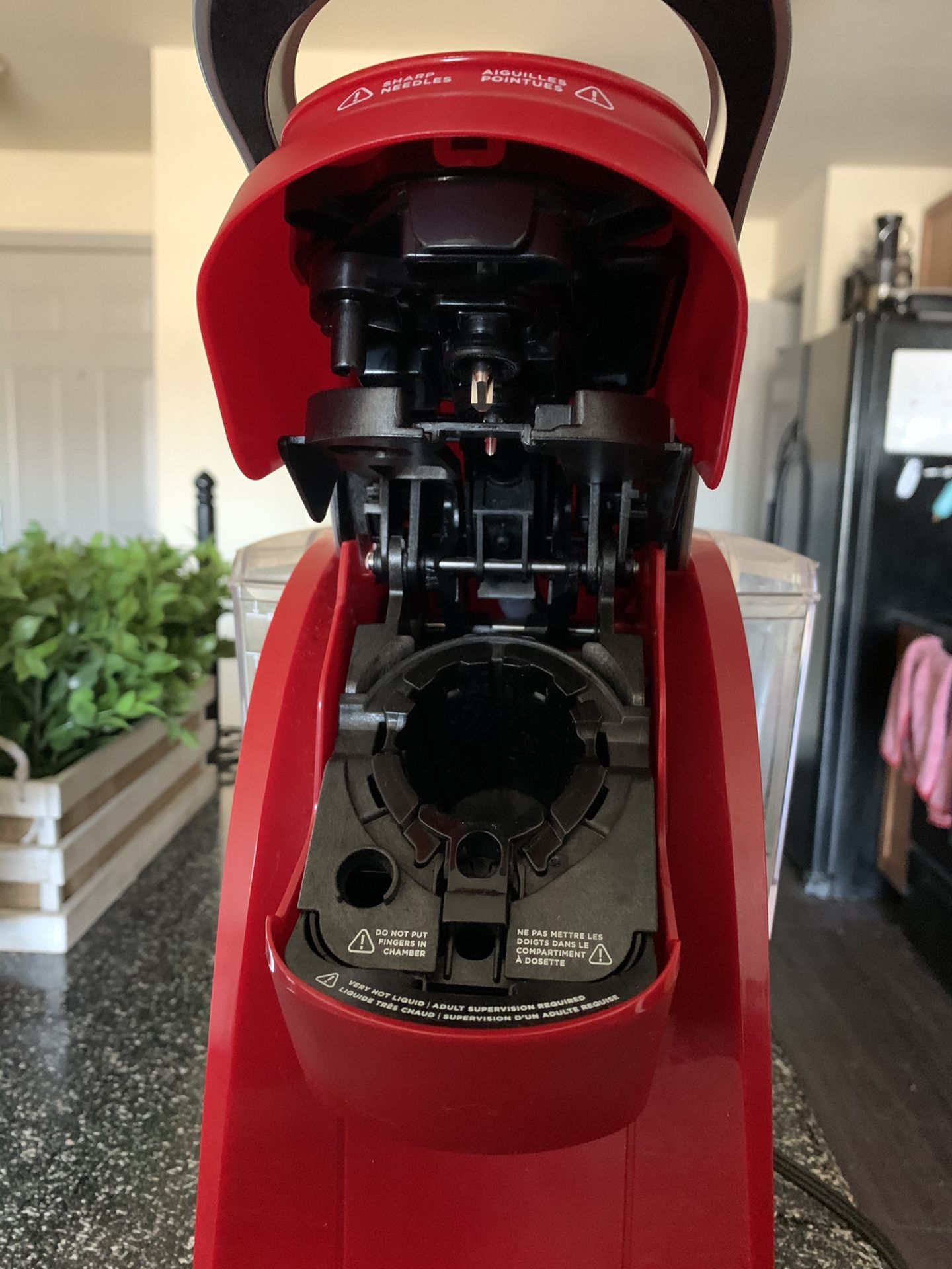 KEURIG 2.0 COFFEE MAKER