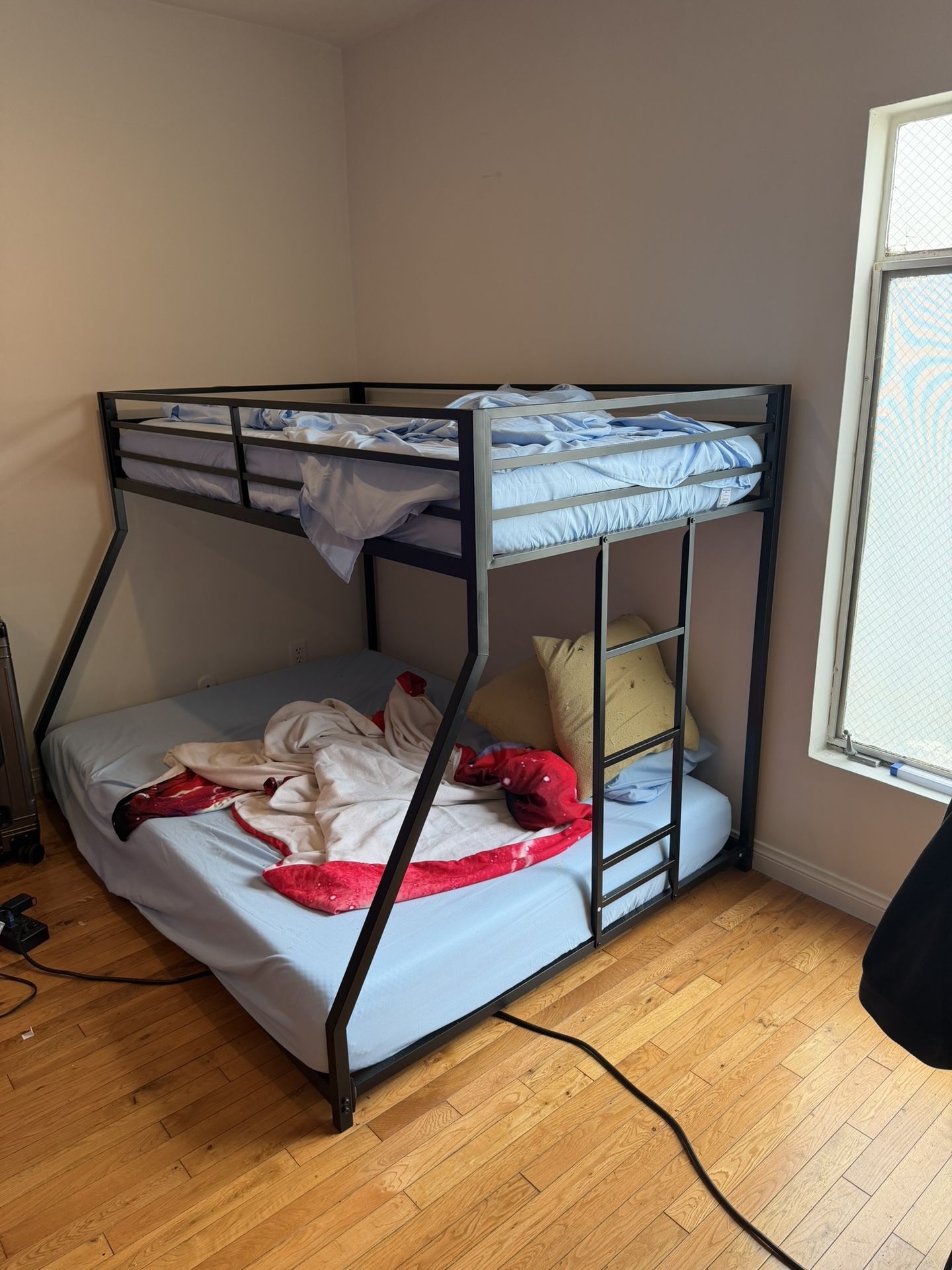 Bunk Beds - 1 Full On Bottom / 1 Twin On Top