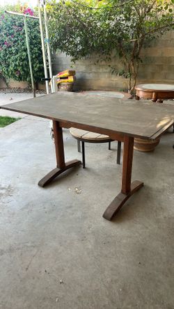 FREE WOODEN TABLE