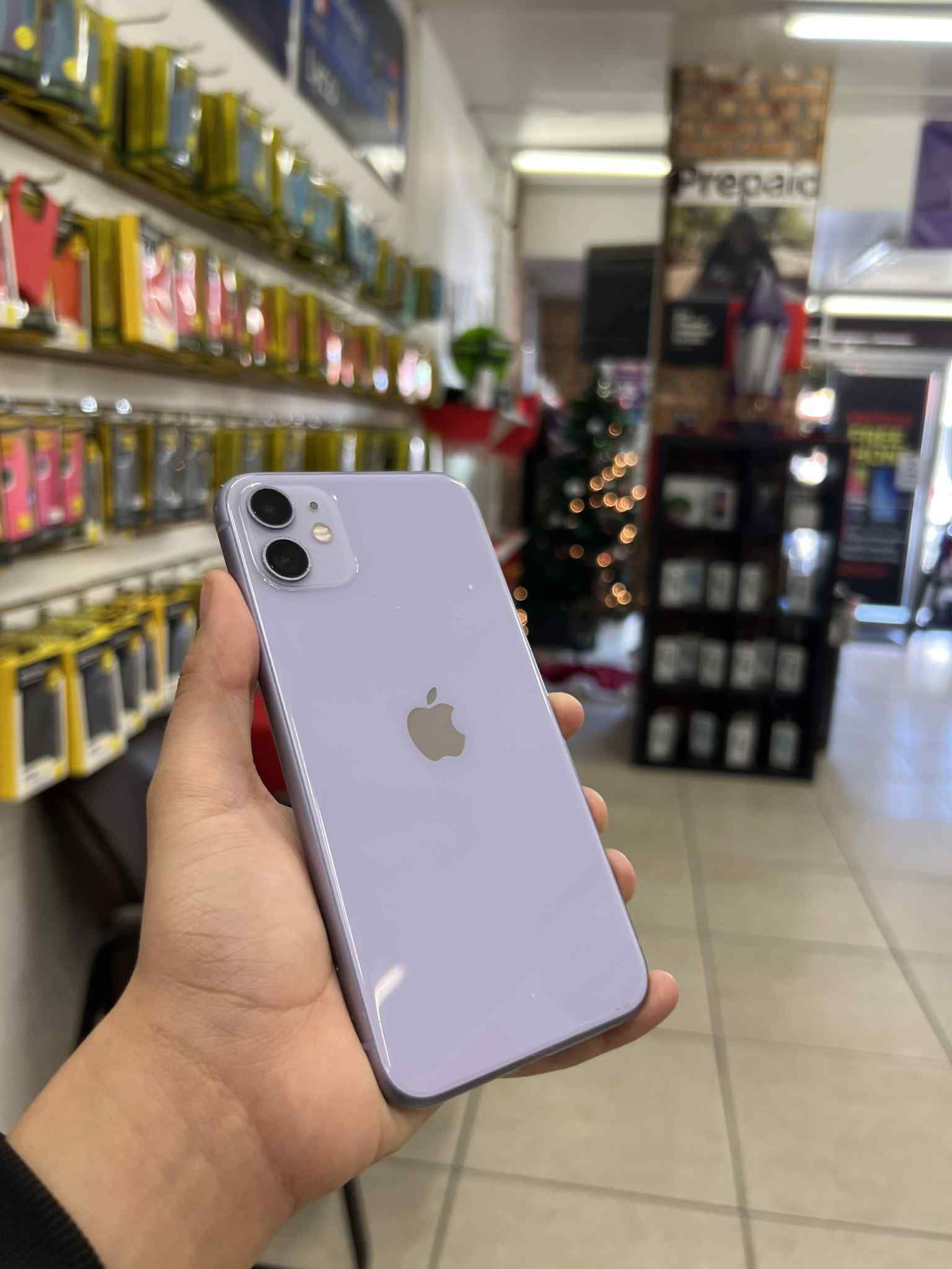 iPhone 11 128GB Unlocked