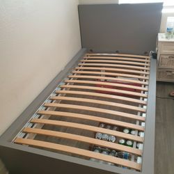 Ikea Bed Frame With A mattress Twin