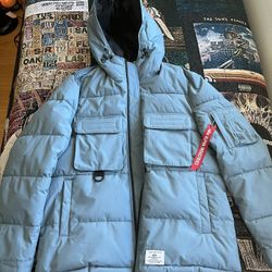 Alpha Industries MJH52500C1 Hooded Puffer Jacket