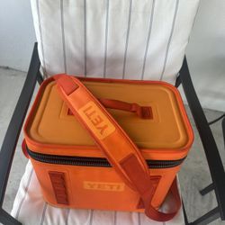 Yeti Hopper Flip 18 King Crab 