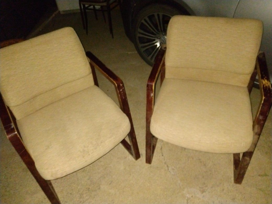 Office Chairs 25$ Each