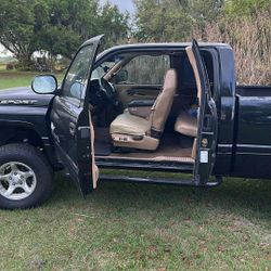 2001 Dodge Ram Sport 4X4