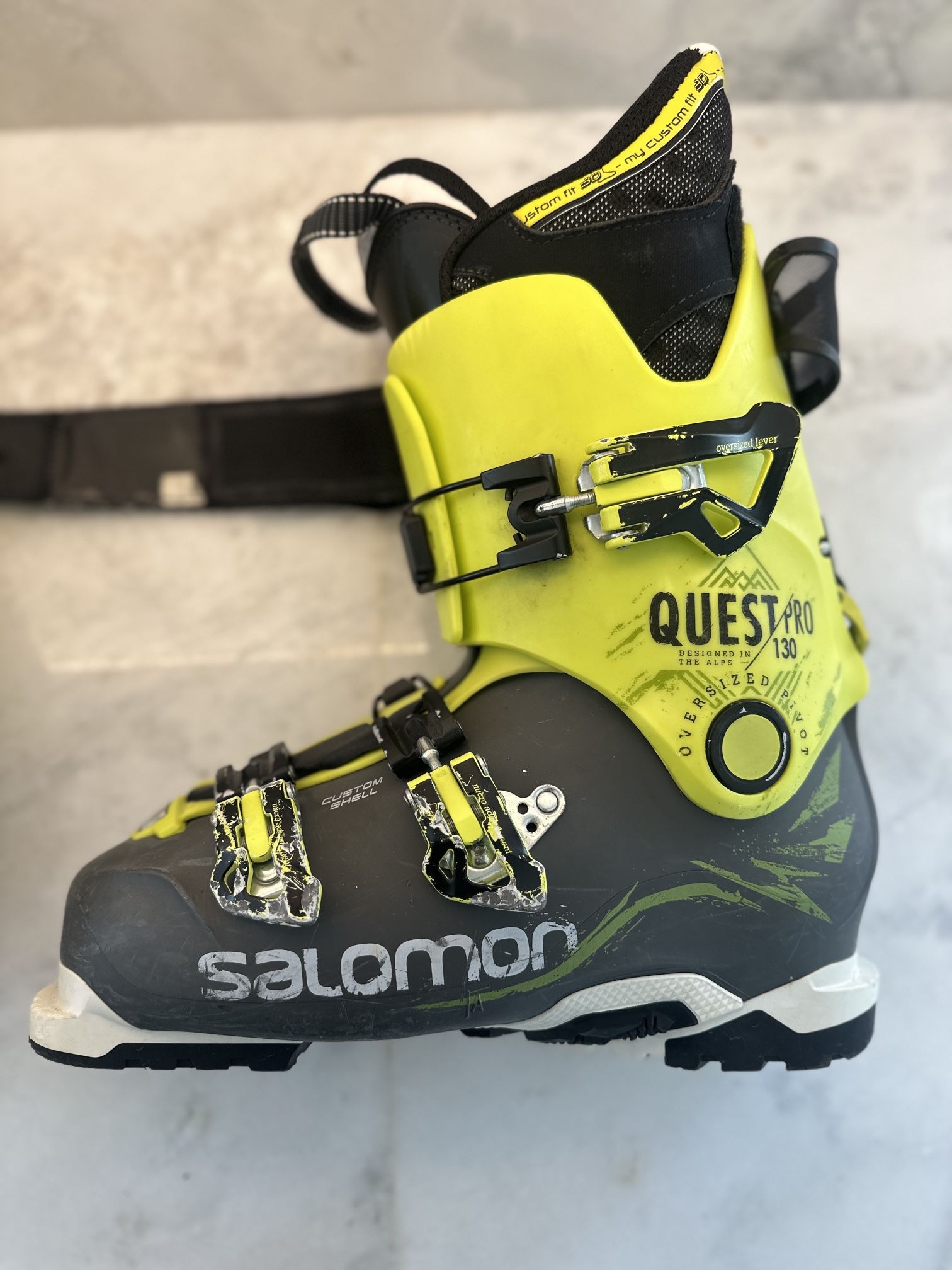 SALOMON QUEST PRO 130 SKI BOOTS Size 27