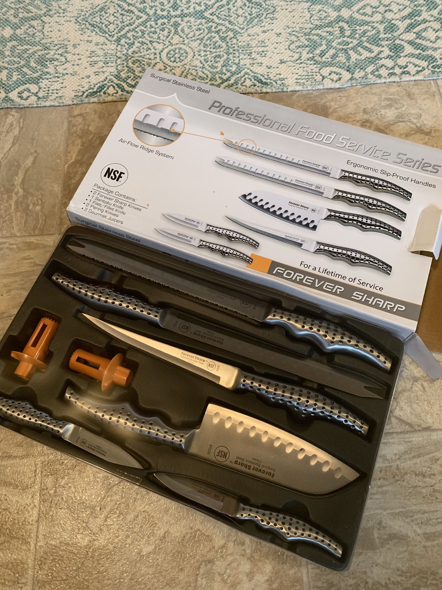 Forever Sharp Professional Food Service Knives for Sale in Monroe, WA -  OfferUp