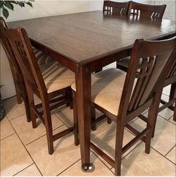 Dining Table W/6 Chairs