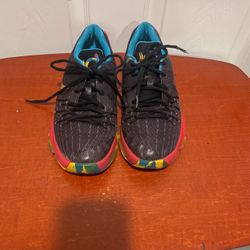 KD Nike Size 6 Men