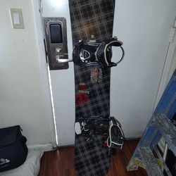 ROSSIGNOL HARMONY WOMENS SNOW BOARD WITH BINDINGS