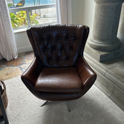 Potterybarn Wells Tufted Leather Swivel Armchair