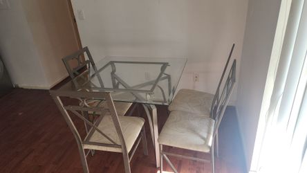Four chair table dinner set