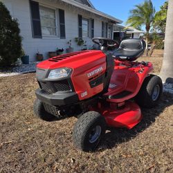 CRAFTSMAN T110 42-in 17.5 -HP Single cylinder Gas Lawn tractor