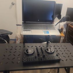 Vendo Mesa Para Dj En Buen Estado Con Su Caja 📦 Y Todo