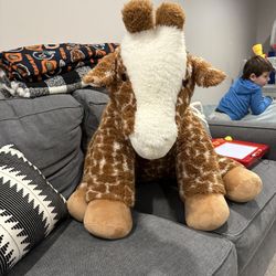 Vermont Teddy Bear Giant Giraffe