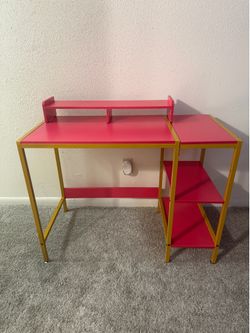 Desktop Table