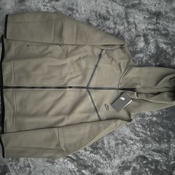 Olive green Nike tech