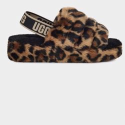 UGG SIZE 8 New Original 