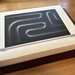 MacBook Pro 16” M4 Max