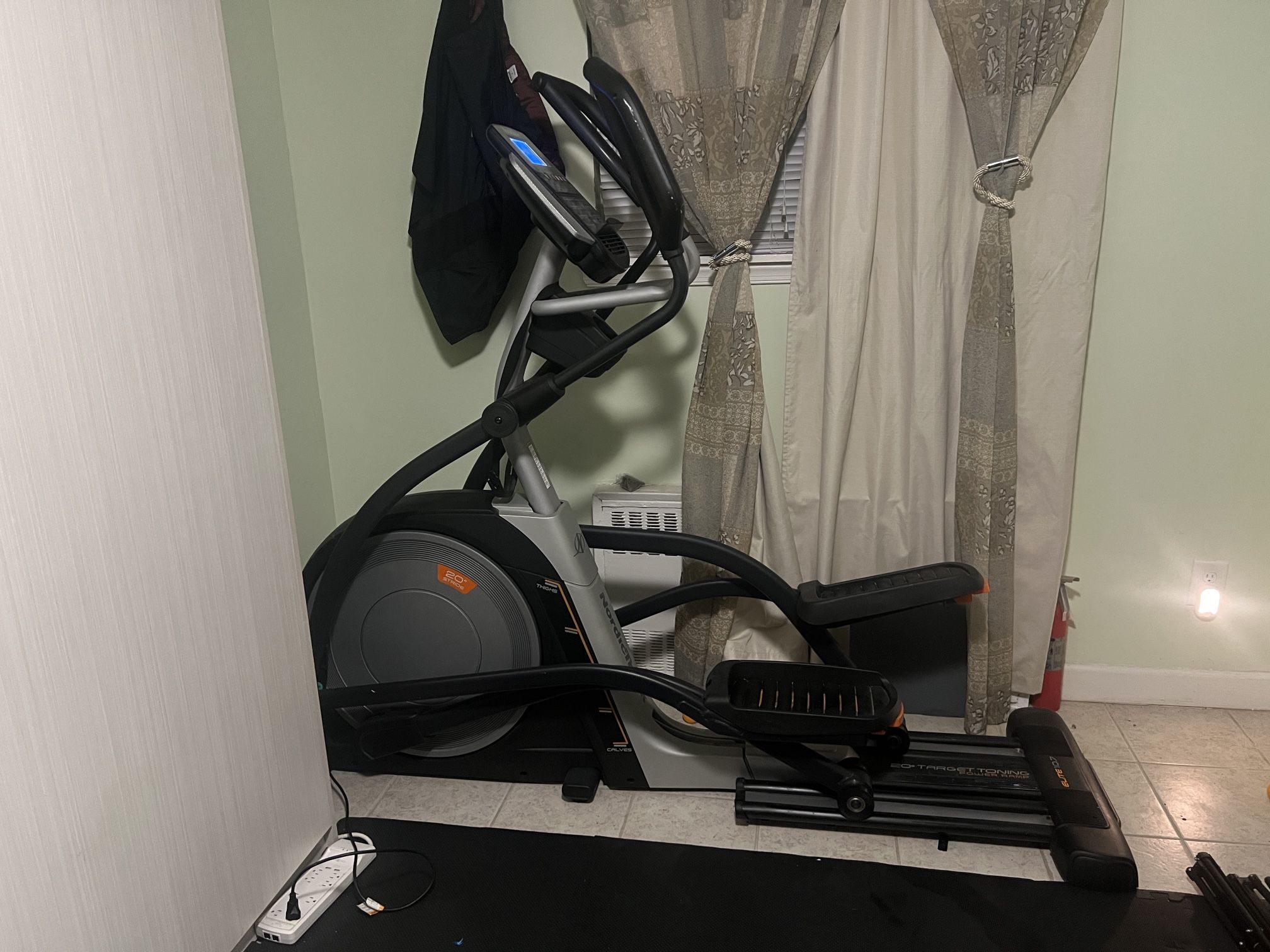 NordicTrack Elite Elliptical Trainer slightly Used