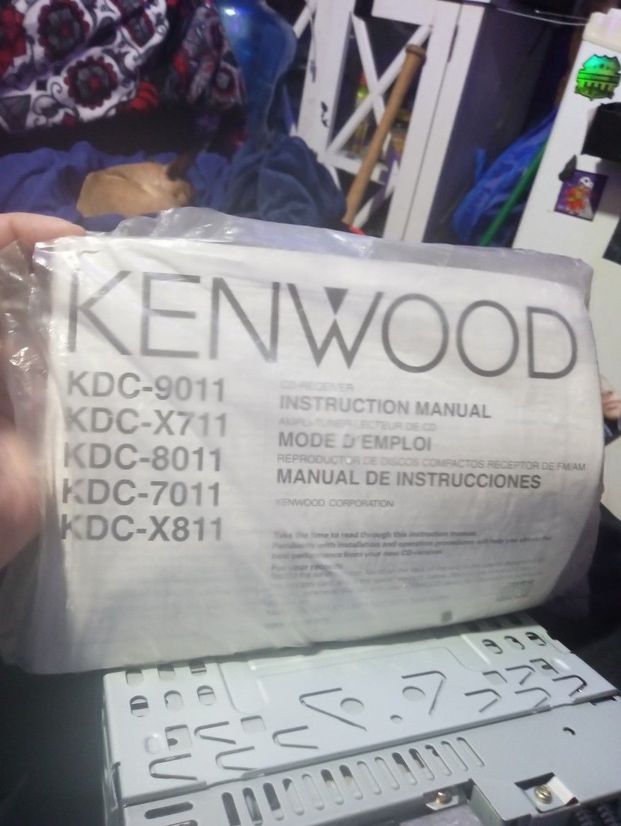 Kenwood Brand New  Sony EC3 Works Great Alpine Works Great As Well Just No Plug 15 To 20 Dollars At Auto Zone. My Step Dad Moved Out Left Them Behind 