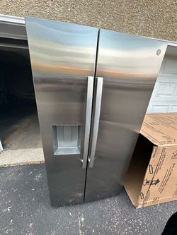GE Side-by-Side Refrigerator