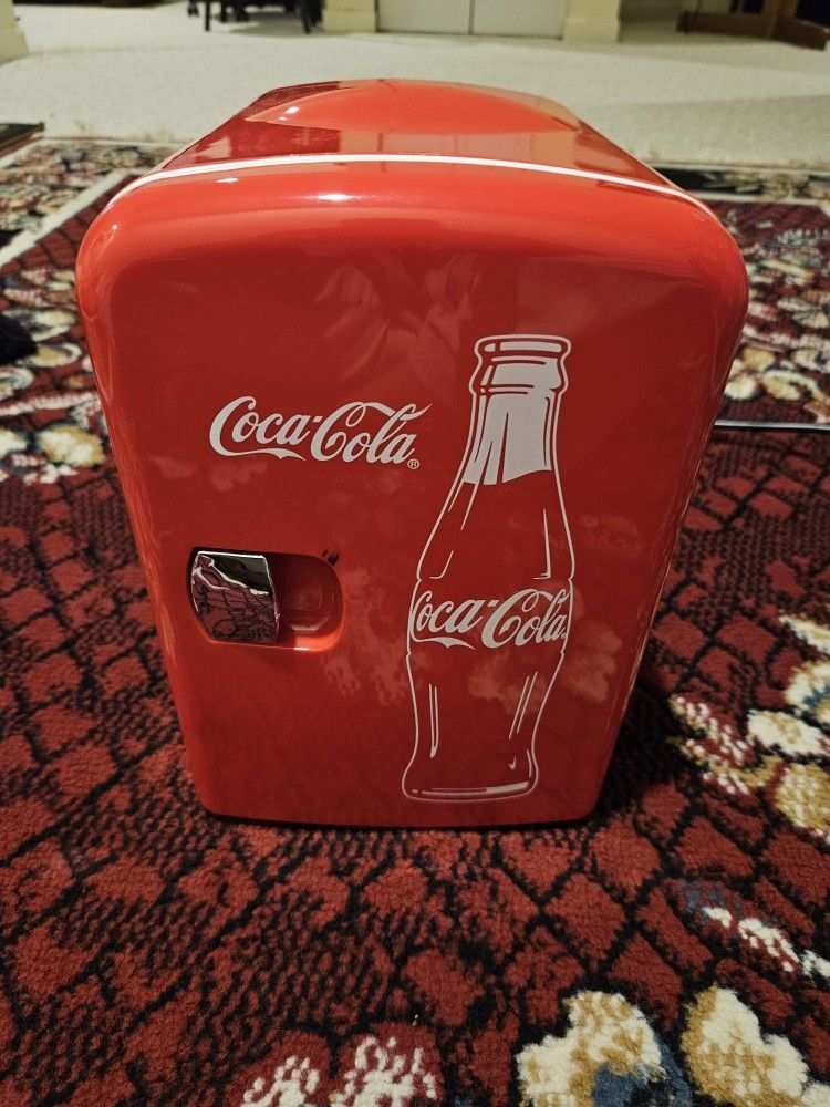 Coca Cola Mini Fridge