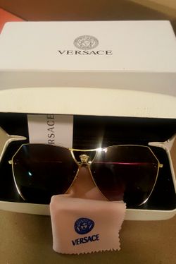 New Authentic Versace Gold 20030 Light Dark Sunglasses New  display picture 1