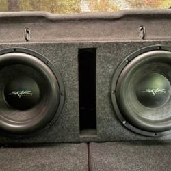 2 12" Subwoofer & 1200w Amp
