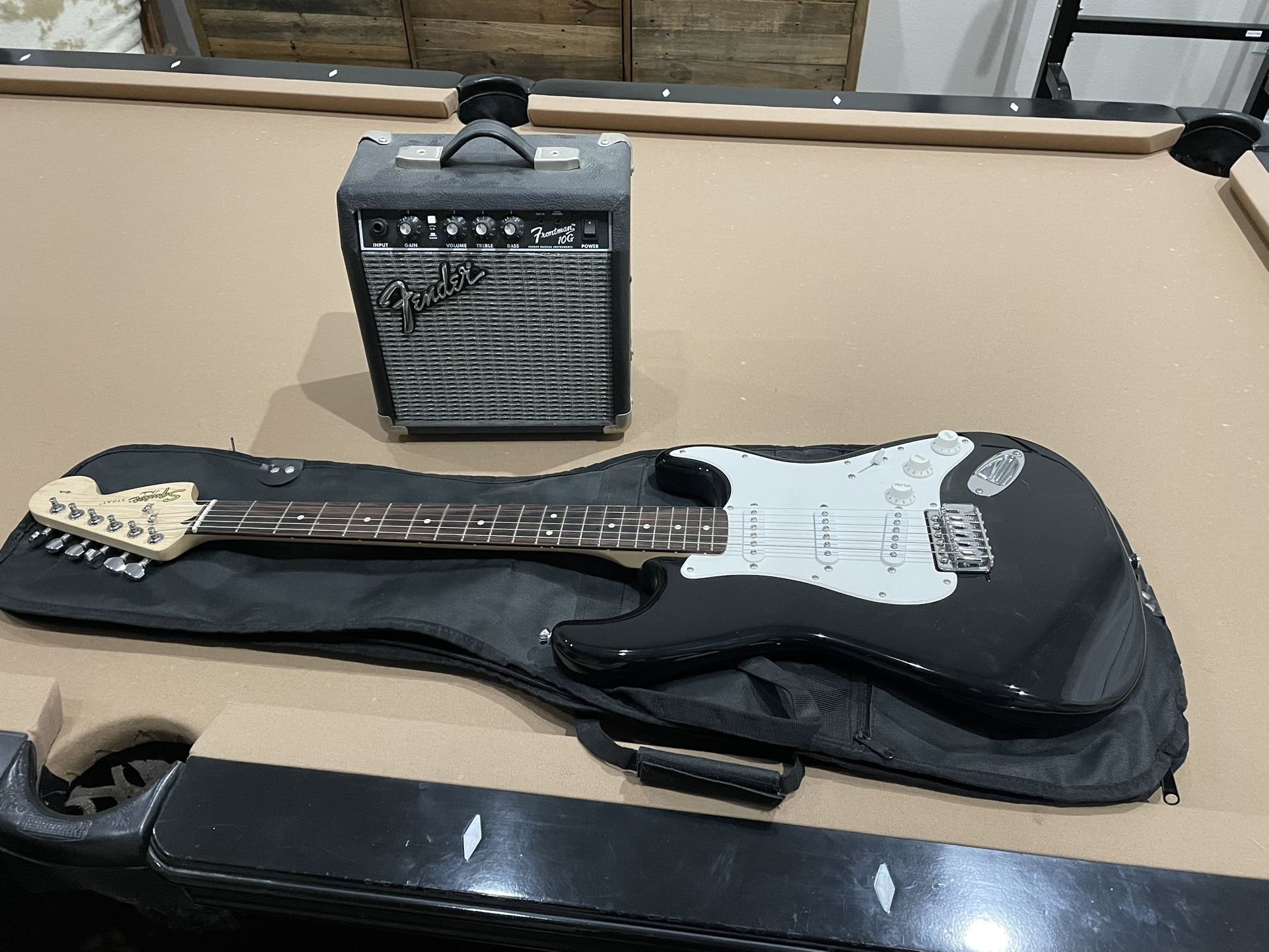 Fender Strat With Amp