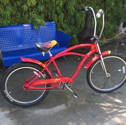 BEACH CRUISER- KUSTOM KRUISER BICYCLE**READ ENTIRE AD**βοΈβοΈITS AVILALABLEβοΈβοΈ