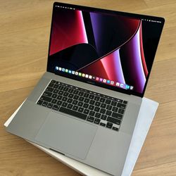 32GB RAM 16” MacBook Pro Touch Bar 512GB SSD 2.6GHz 6-Core i7 Turbo Boost 4.6GHz CPU 2020 Retina Display High Performance Model 