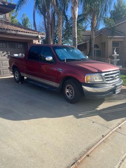 Ford F150 Xlt Triton super-crew 4.6L V8